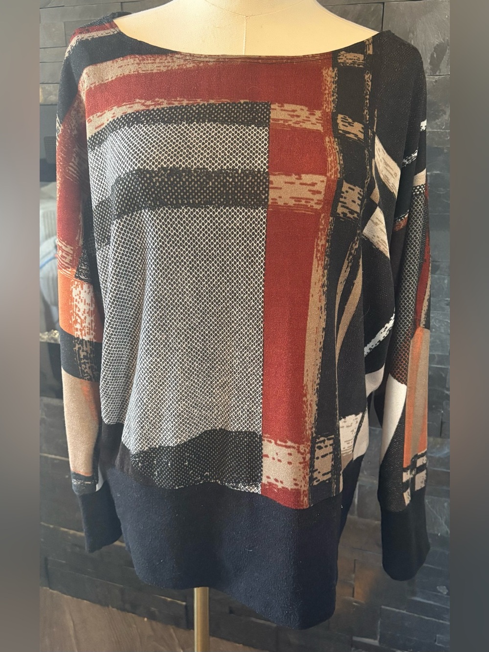 Frank Lyman Design Black, Rust & Cream Knit Top